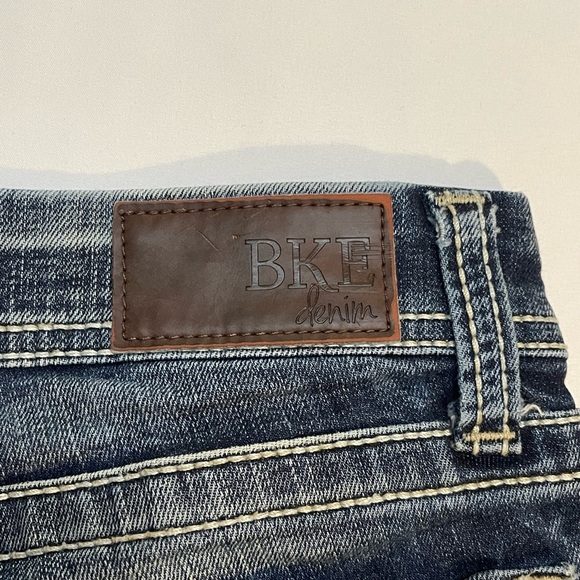 BKE Sabrina Flare Distressed Women's Jeans, 25x33 1/2, Multiple Rips Distress - Picture 5 of 14